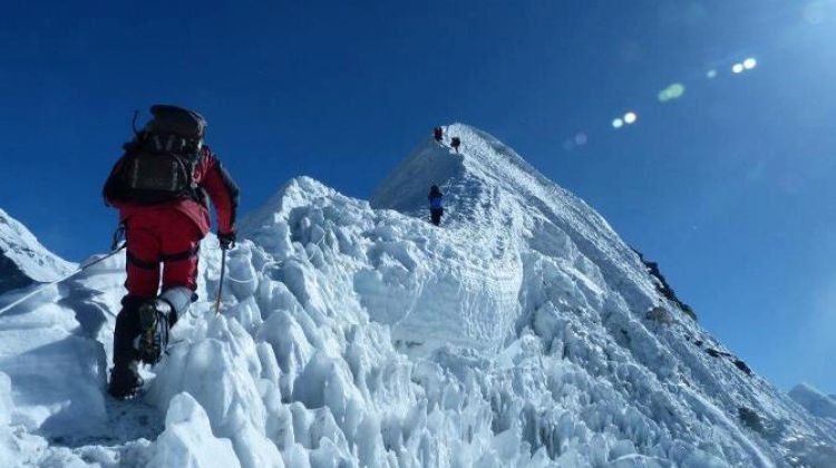 skypark holidays-Peak Climbing